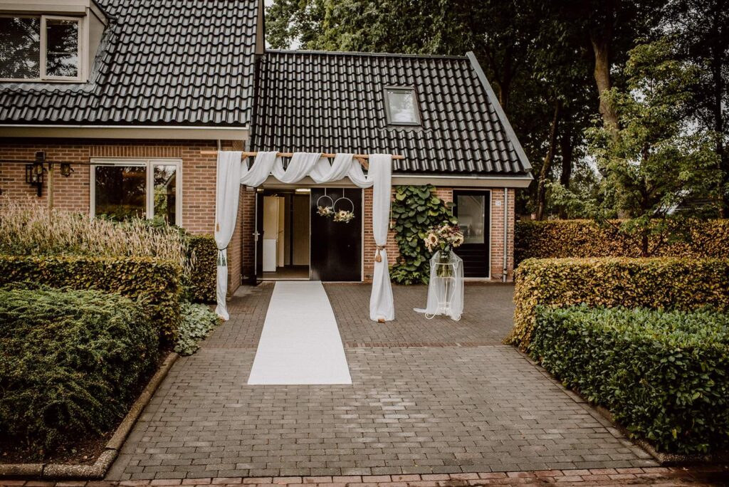 Backdrop Hout Bruiloft foto 2